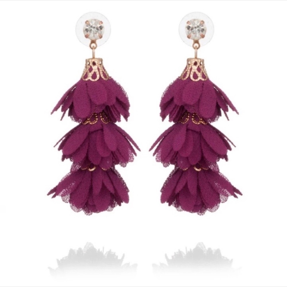 Flower Petal Layered Tassel Earrings - Picture 3 of 8